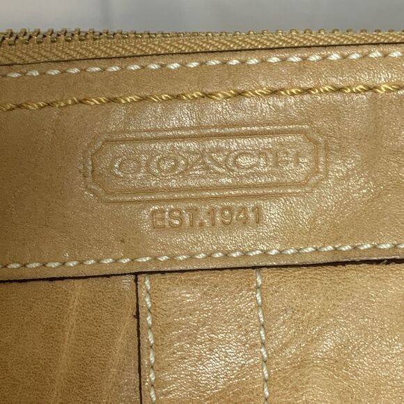 Vintage Coach 10559 Legacy Leather Shoulder Crossbody Bag Natural Camel - Picture 5 of 16